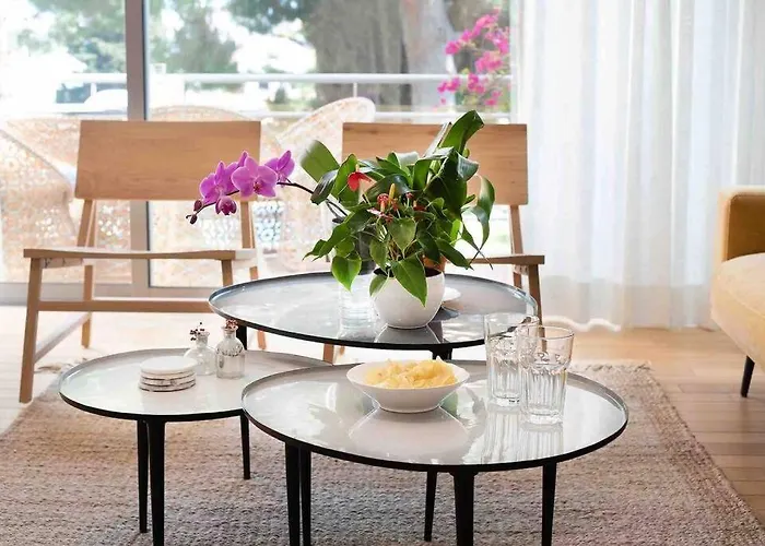 Townhouse Senhora Da Rocha - Alporchinhos