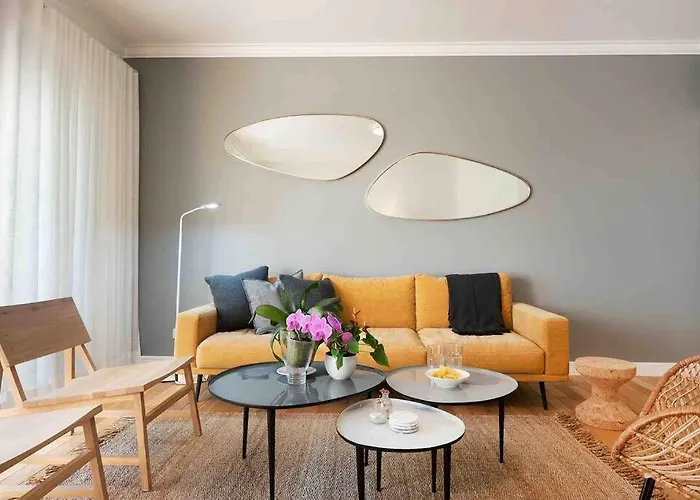 Townhouse Senhora Da Rocha - Alporchinhos