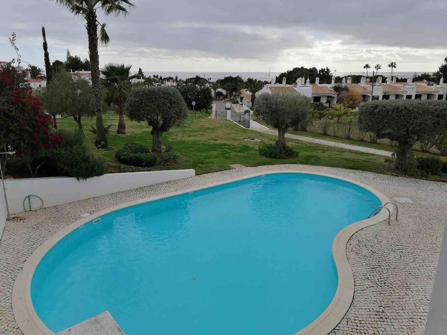 Townhouse Senhora Da Rocha - Alporchinhos *