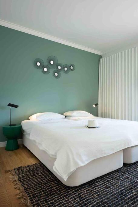 Townhouse Senhora Da Rocha - Alporchinhos